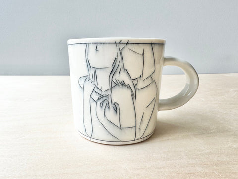 Hug & flower w/sun mug (12 oz)