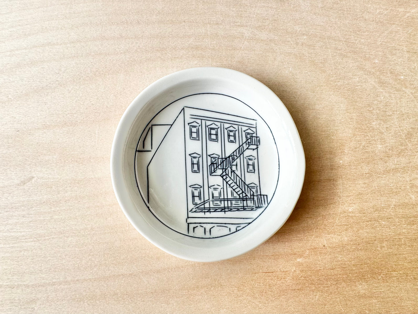 Cityscape Tiny Round