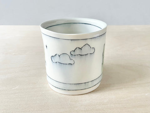 Sunny day tree swing mug (10 oz)