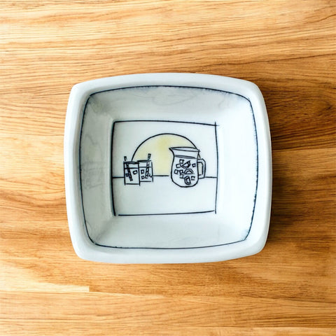 Lemonade w/Pitcher & Sun Tiny Square