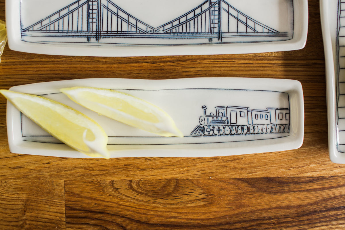 Tiny Long Dish