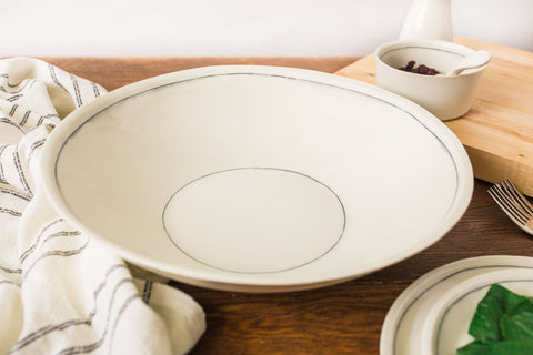 Simple Line Round Platter